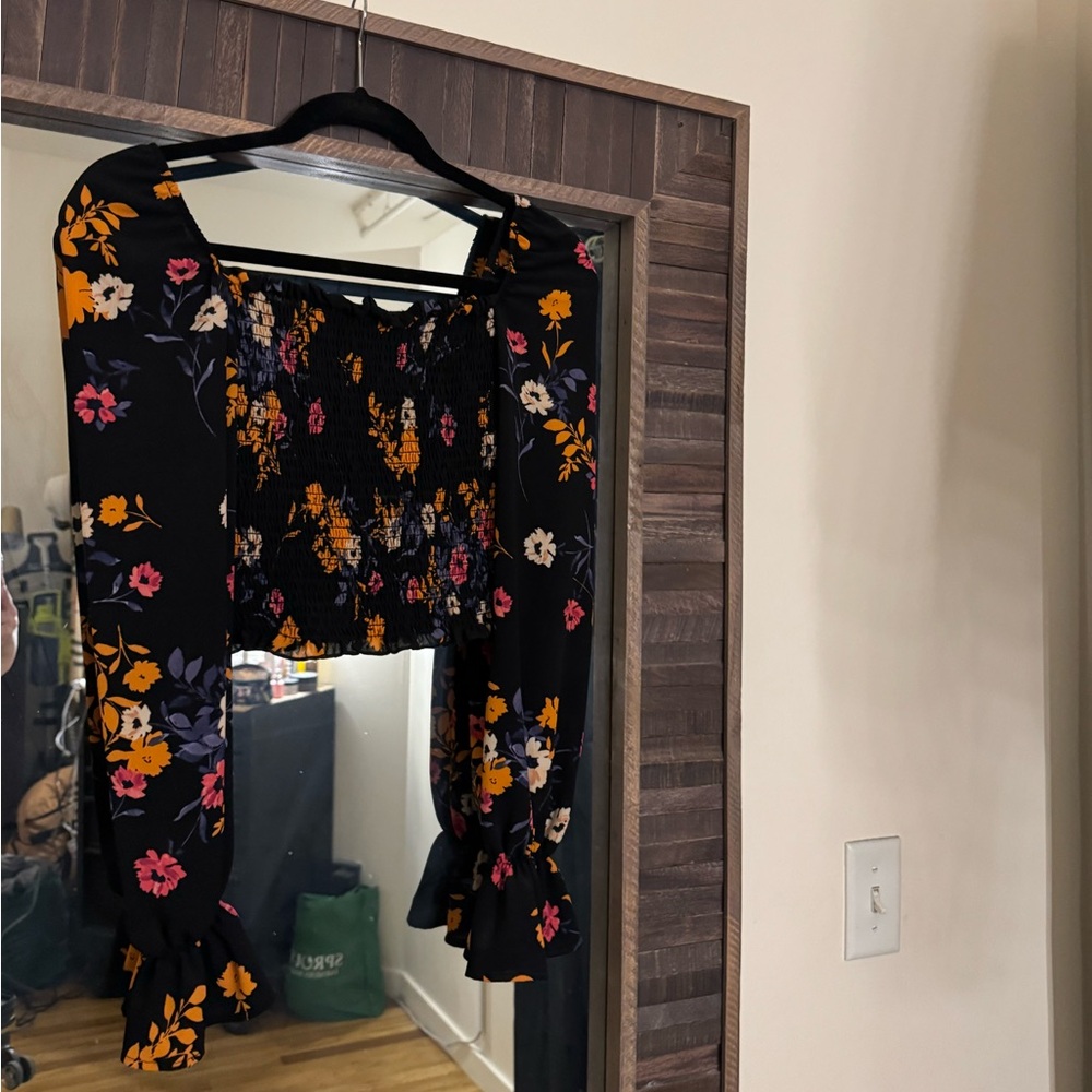 Abbeline Cropped Floral Top